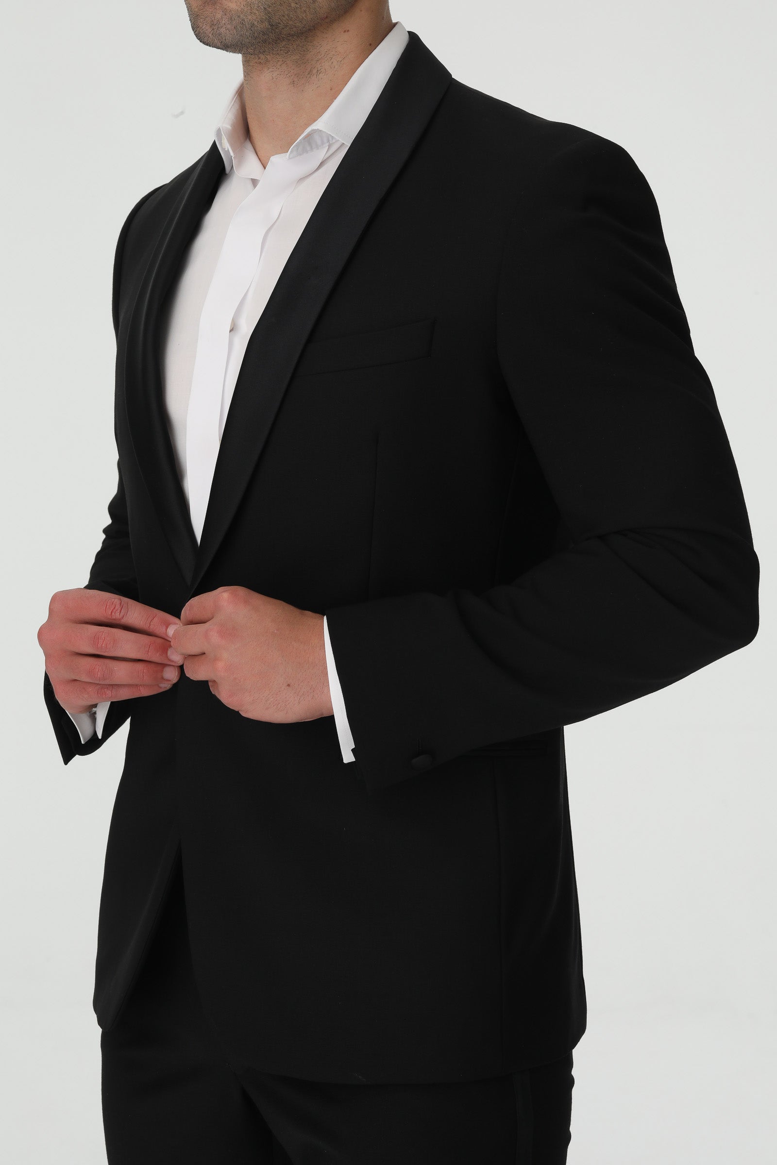 Black Slim Fit 2-Piece Tuxedo Suit