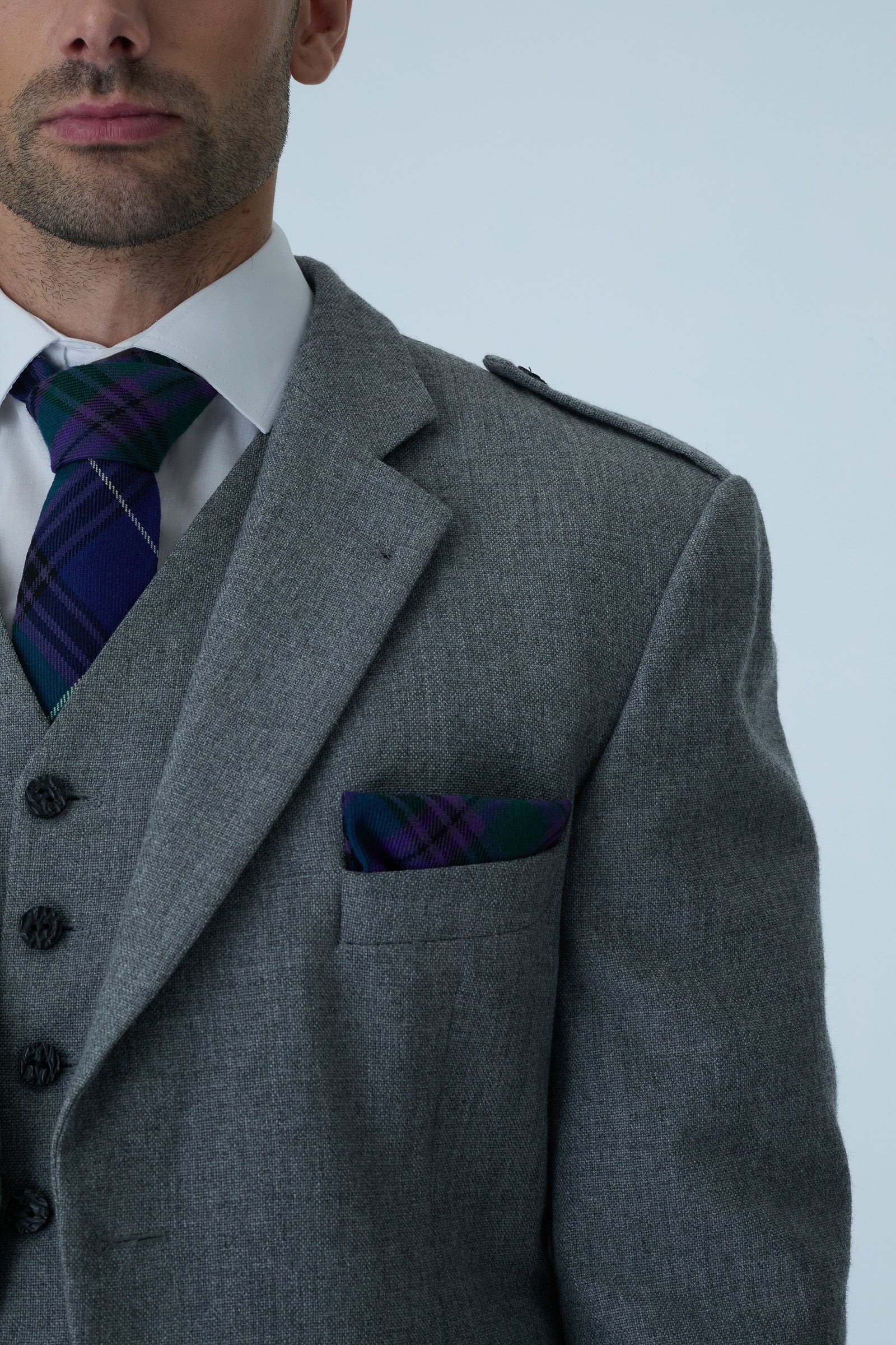 Light Grey Tweed Jacket & Spirit of Bannockburn Kilt Hire Package